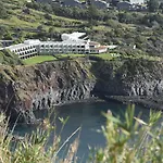 Caloura Hotel Resort קאלורה