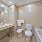 מלון Caloura Hotel Resort קאלורה
