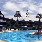 Caloura Hotel Resort קאלורה