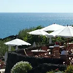 Caloura Hotel Resort מלון 4*