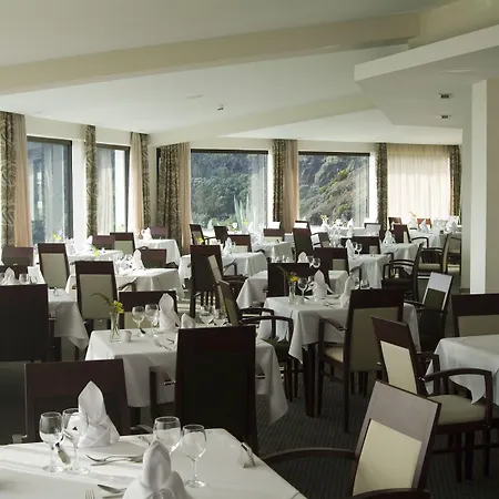 Szálloda Caloura Hotel Resort Caloura
