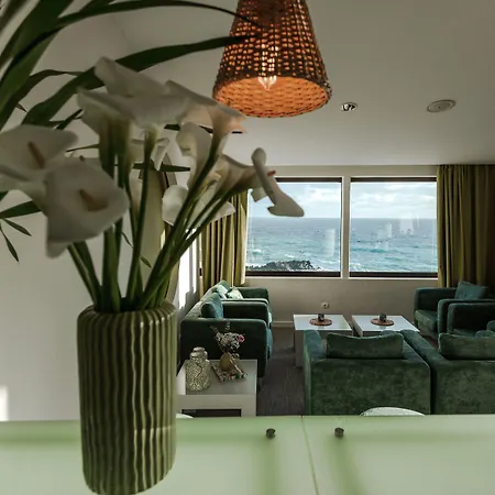 Szálloda Caloura Hotel Resort 4*