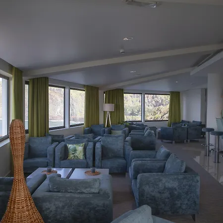 Szálloda Caloura Hotel Resort Caloura