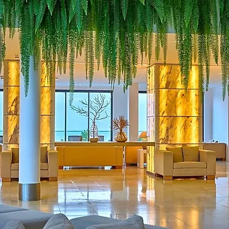 Hotel Caloura Hotel Resort 4*