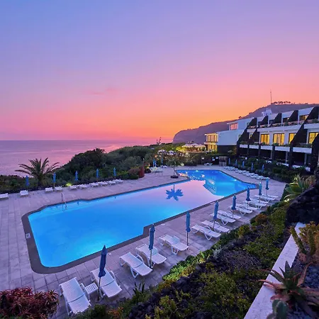 Caloura Hotel Resort Szálloda