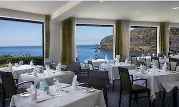 Szálloda Caloura Hotel Resort Caloura