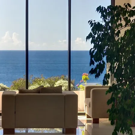 Hotel Caloura Hotel Resort 4*