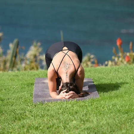 Caloura Hotel Resort Hotell 4*