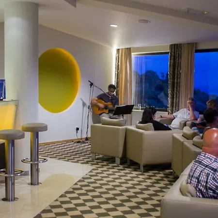 Hotel Caloura Hotel Resort