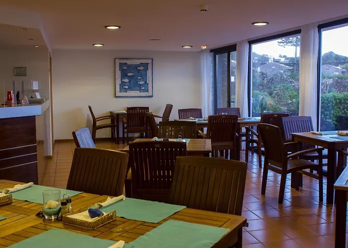 Hotel Caloura Hotel Resort 4*