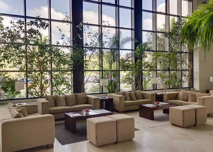 Hotel Caloura Hotel Resort