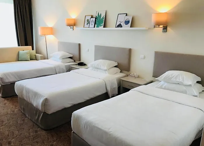 호텔 Caloura Hotel Resort 4*