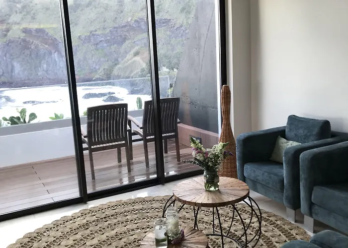 Caloura Hotel Resort 4*