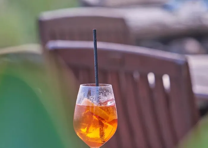 호텔 Caloura Hotel Resort