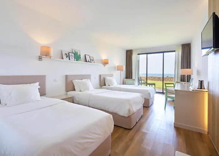 Caloura Hotel Resort Ξενοδοχείο 4*