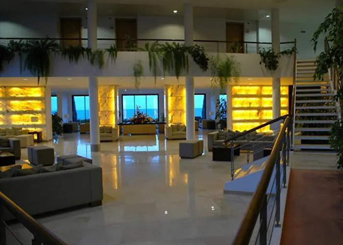 Caloura Hotel Resort