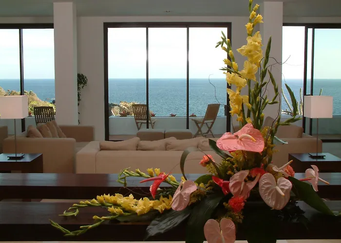 Caloura Hotel Resort 4*