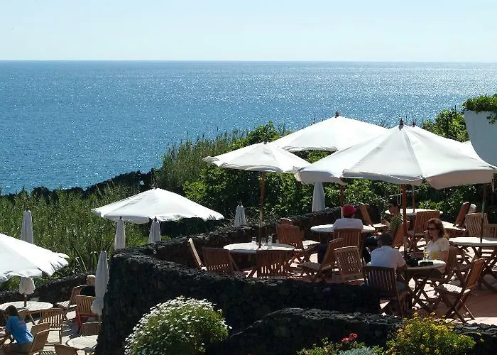 Caloura Hotel Resort 호텔 4*